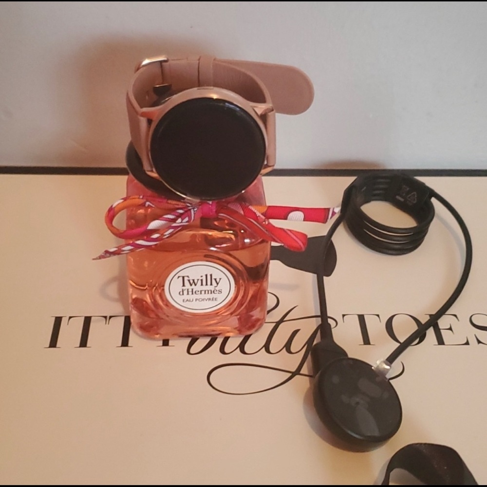 I am selling The Samsung Galaxy Active 2 Watch 40mm.           New Never worn.
